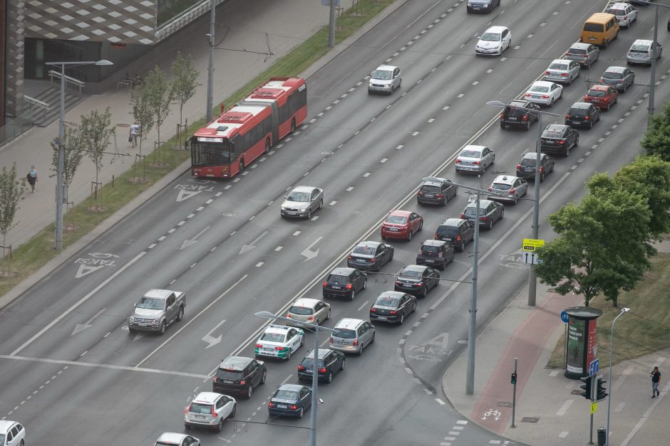 Vilnius ruošiasi rugsėjui: eismo valdymo naujienos ir patarimai judantiems po miestą