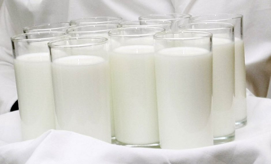Dėl pasikartojančių pažeidimų „Krosnos pienas“ nebegalės supirkinėti žaliavinio pieno