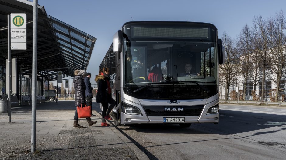 Kauno gatvėmis riedės 100 naujų hibridinių autobusų