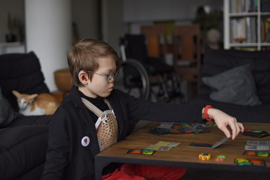 Vincento istorija: tėvai ir mokykla padeda užsimiršti apie negalią