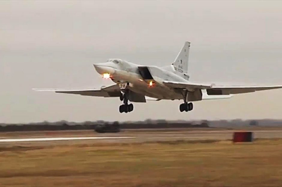 Rusijoje per incidentą strateginiame bombonešyje žuvo trys įgulos nariai