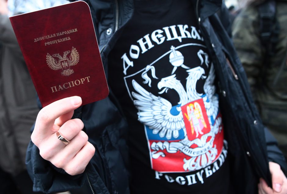 Estija nepripažins Donbaso gyventojams išduotų rusiškų pasų