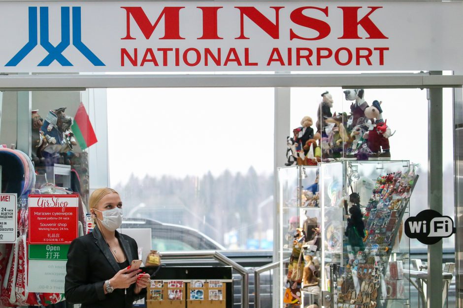 Svarstoma riboti skrydžius iš Minsko į Vilnių