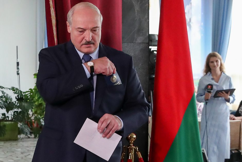 Seimo komitetas siūlo nepripažinti A. Lukašenkos legitimiu vadovu