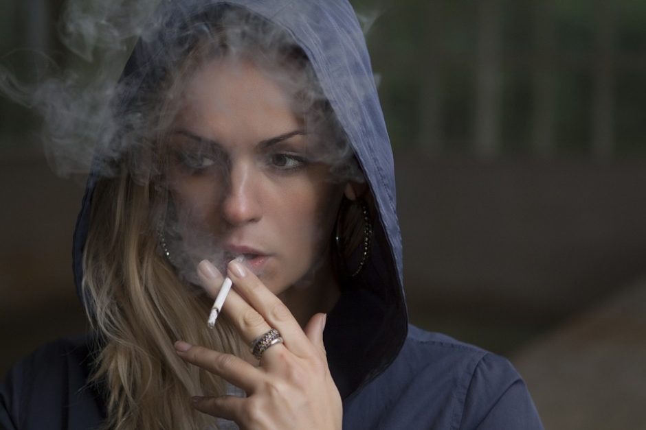 „Lietuva be šešėlio“: pernai šalyje atsirado 200 nelegalių tabako taškų