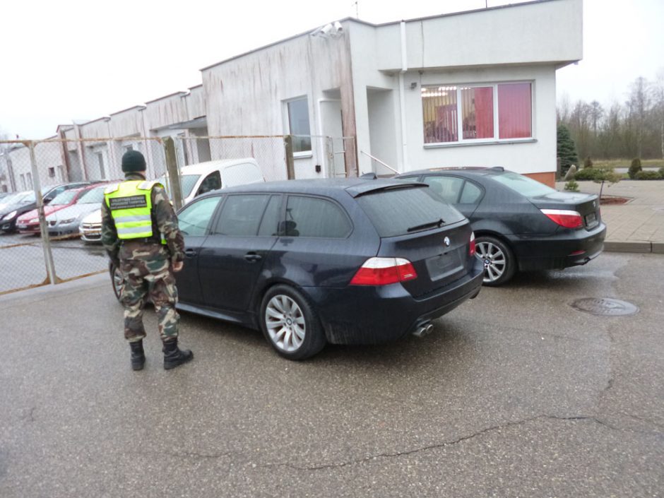 Kalvarijos pasieniečiai sulaikė du Vokietijos teisėsaugos ieškotus automobilius 