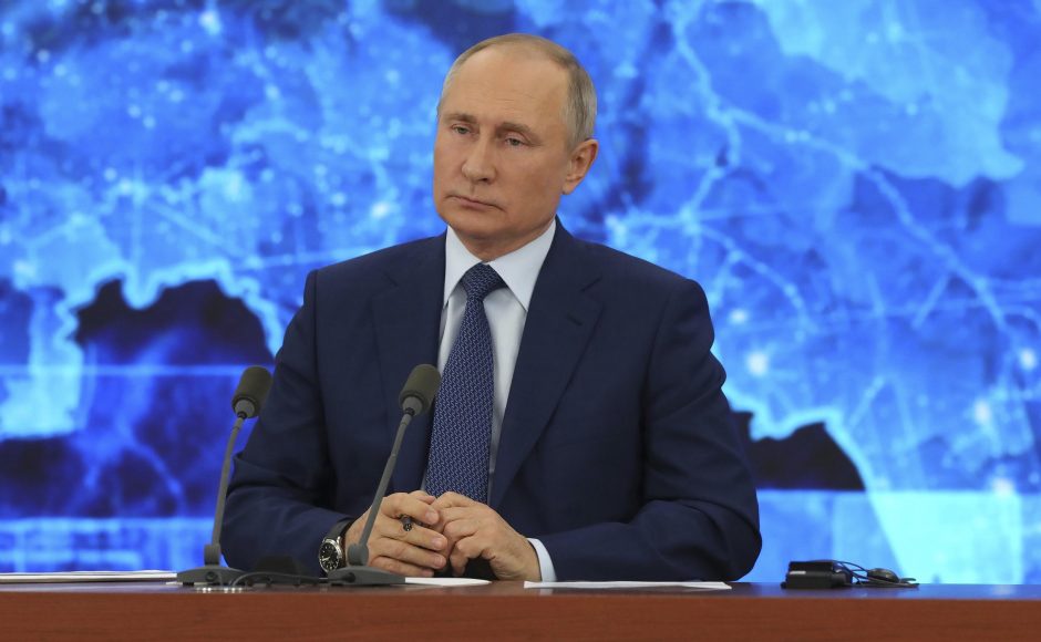V. Putinas pareiškė, kad tikisi geresnių santykių su JAV, bet užsipuolė Vakarus