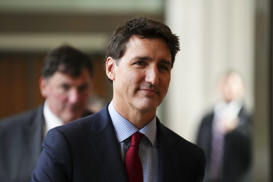 Tęsiantis protestams, Kanada įvedė sankcijas Irano moralės policijai