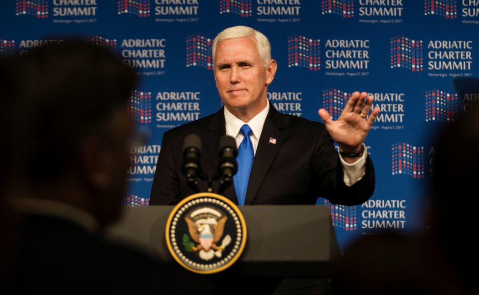 JAV viceprezidentas ragina Balkanų šalis atsigręžti į Vakarus