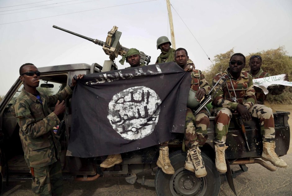 Nigerija: „Boko Haram“ nariai nukovė mažiausiai 100 kariškių