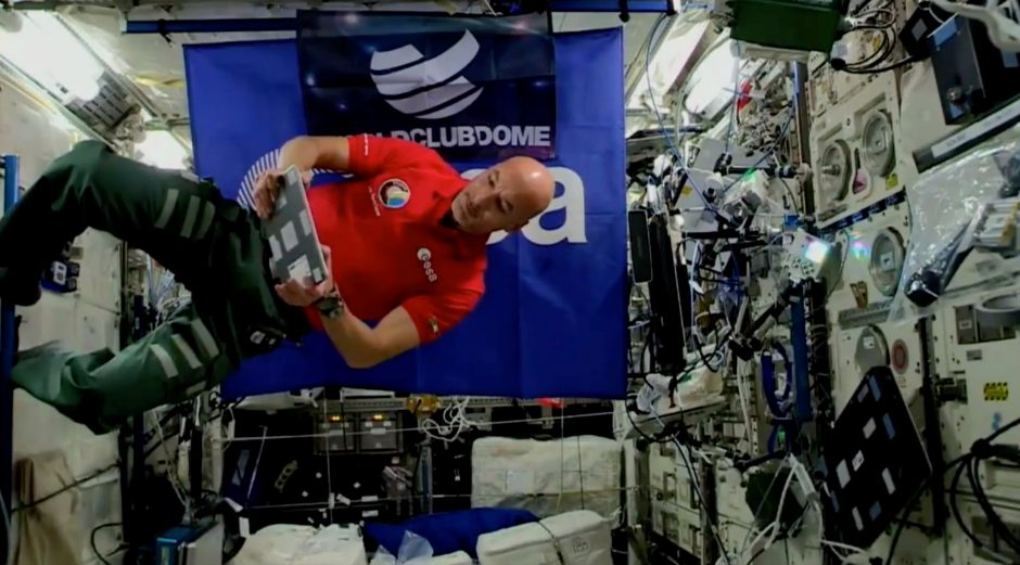 TKS astronautai iškepė pirmųjų kosminių sausainių