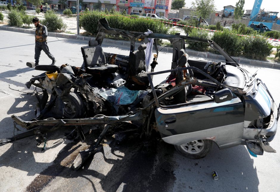 Du sprogimai Kabule pareikalavo aštuonių žmonių gyvybių