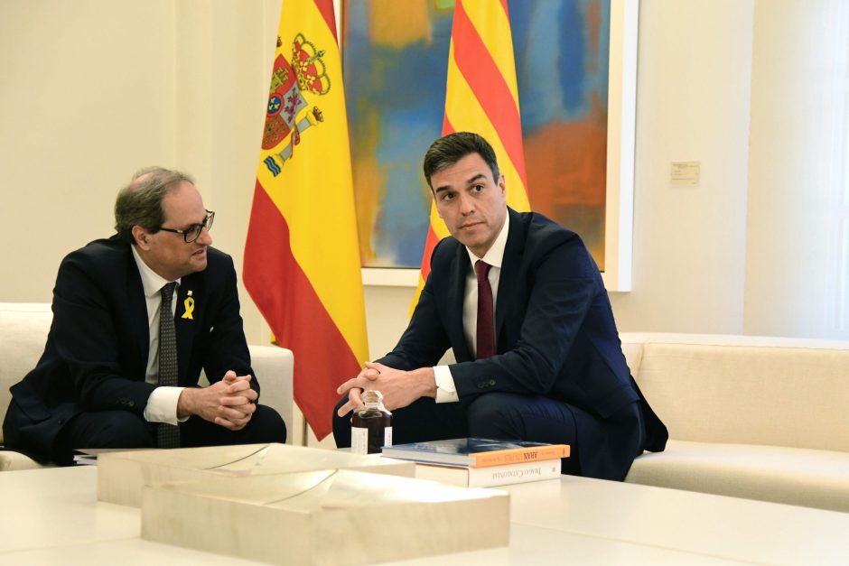 Katalonija „nepasiduos dėl jokių kelių į nepriklausomybę“, sako regiono lyderis