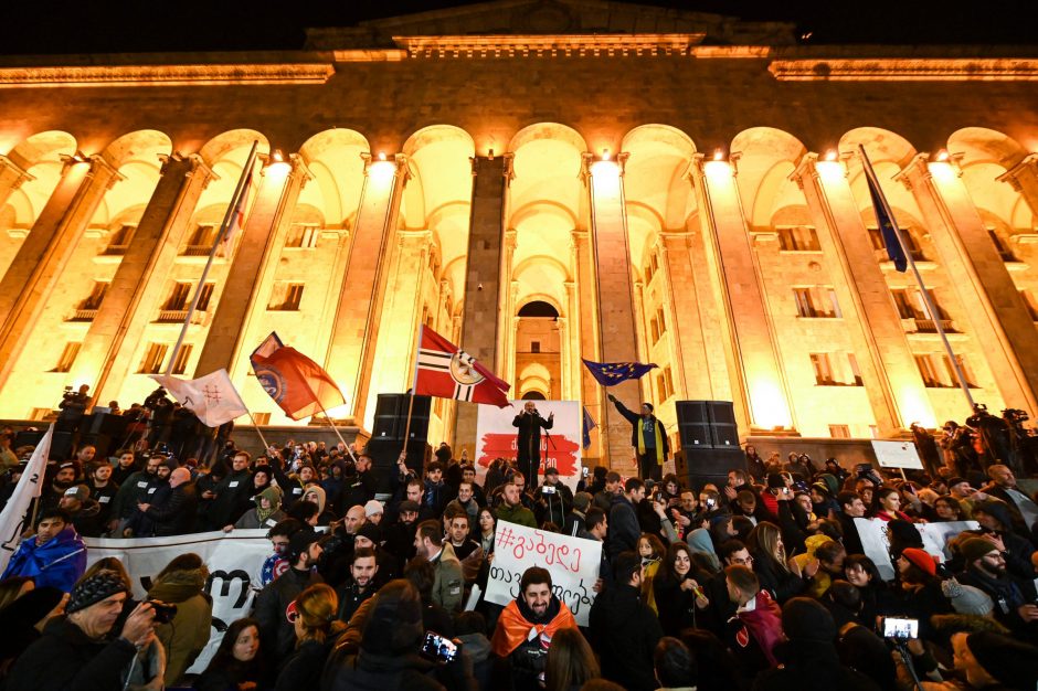 Sakartvelo opozicija surengė naujas eitynes Tbilisio centre