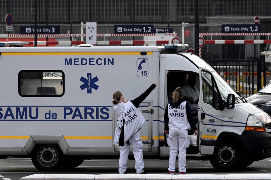 Prancūzijoje per parą nuo koronaviruso mirė 278 žmonės