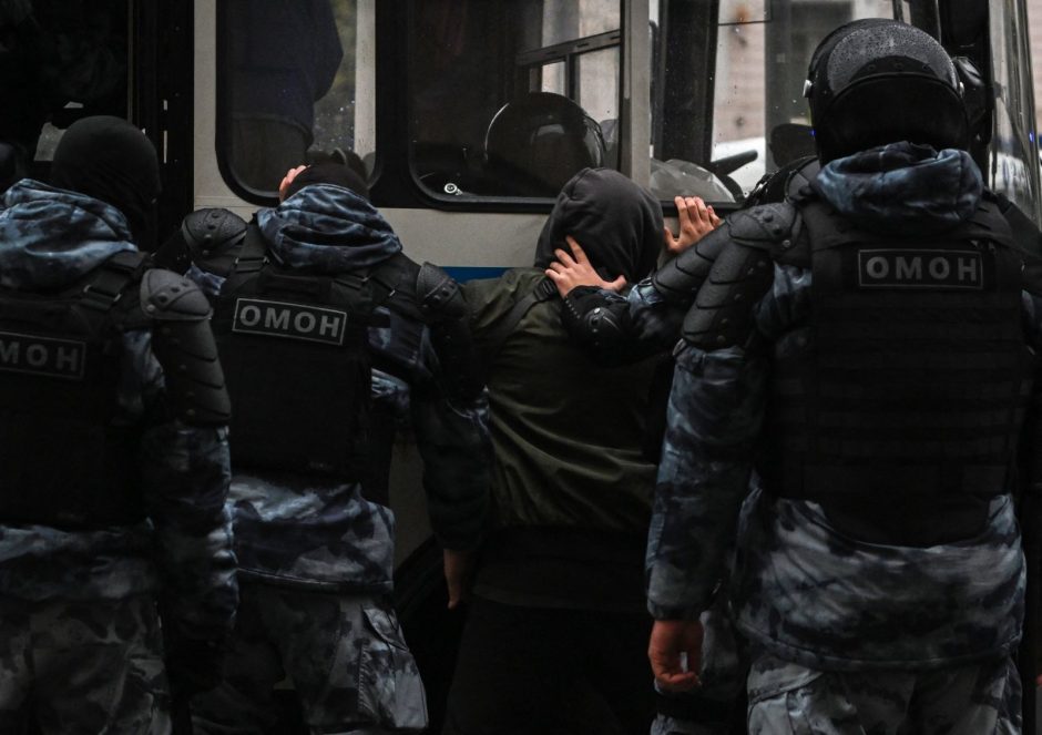 Rusijos Dagestane policija sulaikė per 100 žmonių, protestavusių prieš dalinę mobilizaciją
