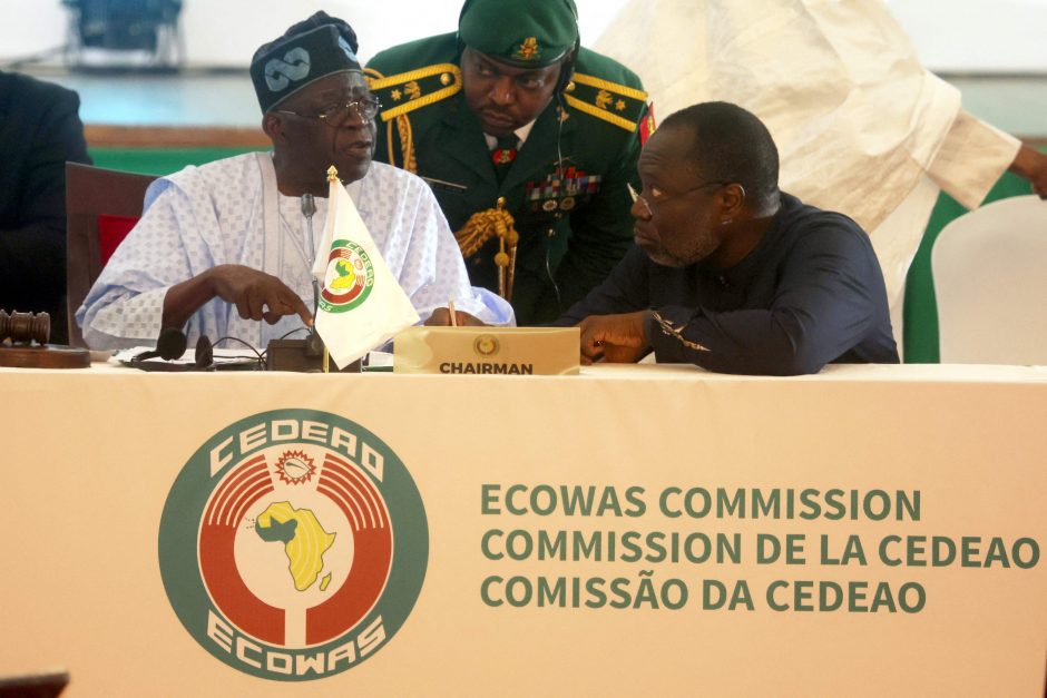 ECOWAS: prieš Nigerio perversmo lyderius bus dislokuotos rezervinės pajėgos