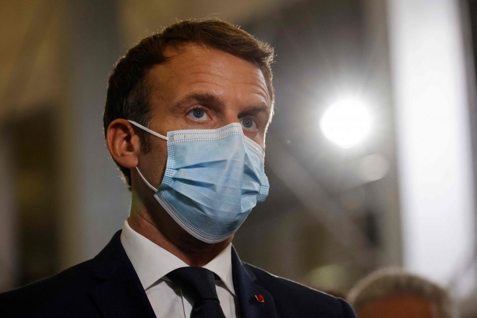 E. Macronas vakcinas propaguoja „TikTok“ ir „Instagram“ tinkluose