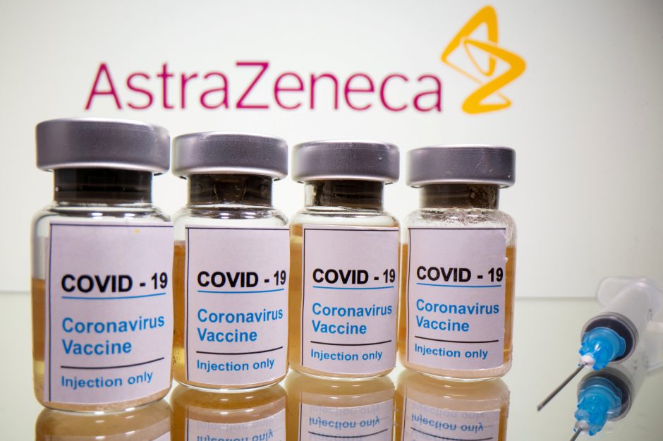 ES perspėjo „AstraZeneca“ dėl pranešimo apie mažesnes vakcinos tiekimo Europai apimtis