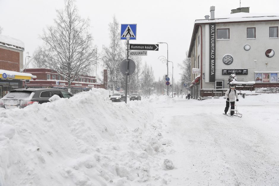 Europą kaustantys žiemiški orai ir audros nusinešė 12 gyvybių