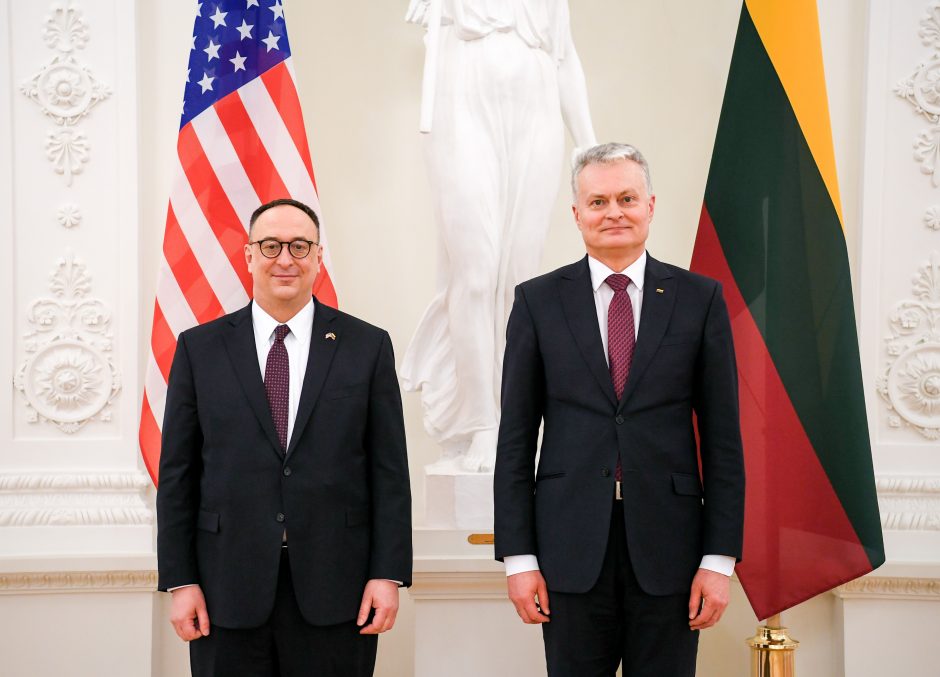 G. Nausėda su JAV ambasadoriumi aptarė šalių bendradarbiavimo svarbą saugumui