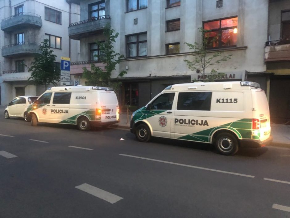 Policininkams patekti į butą A. Mickevičiaus gatvėje padėjo ugniagesiai