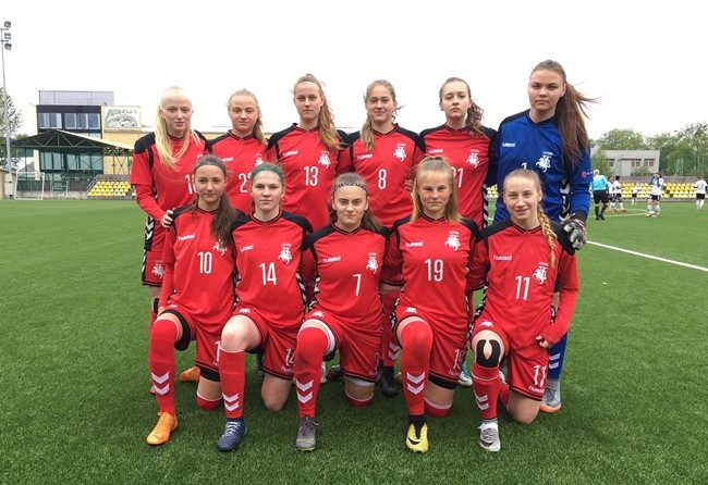 19-mečių merginų futbolo rinktinė stos į kovą dėl Baltijos taurės