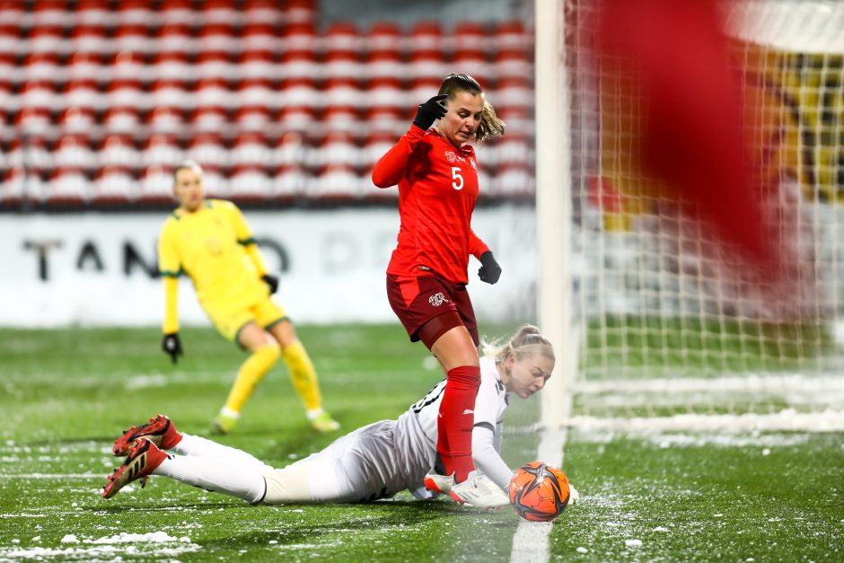 Pasaulio moterų futbolo čempionato atranka: Lietuva – Šveicarija 0:7