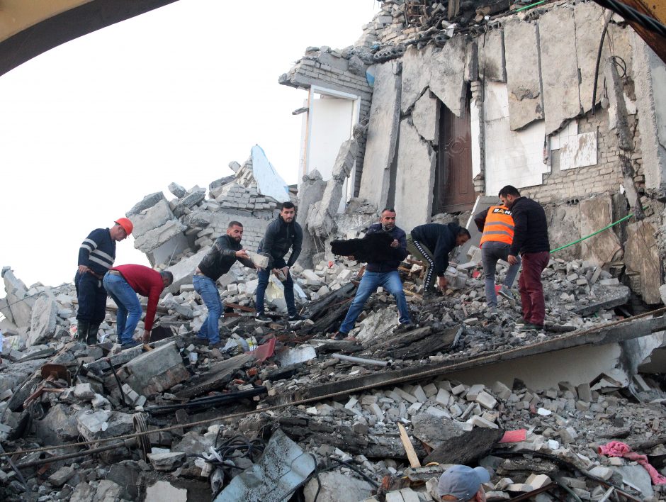 ES nuo žemės drebėjimo nukentėjusiai Albanijai skirs 100 mln. eurų