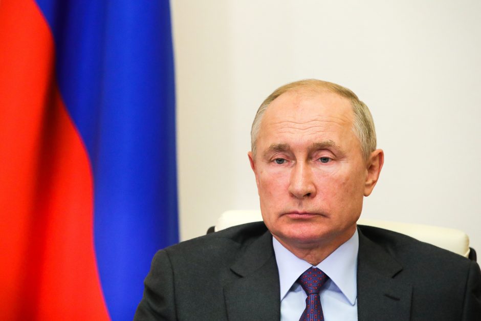V. Putinas: Rusijoje nuo koronaviruso visiškai paskiepyti 2 mln. gyventojų