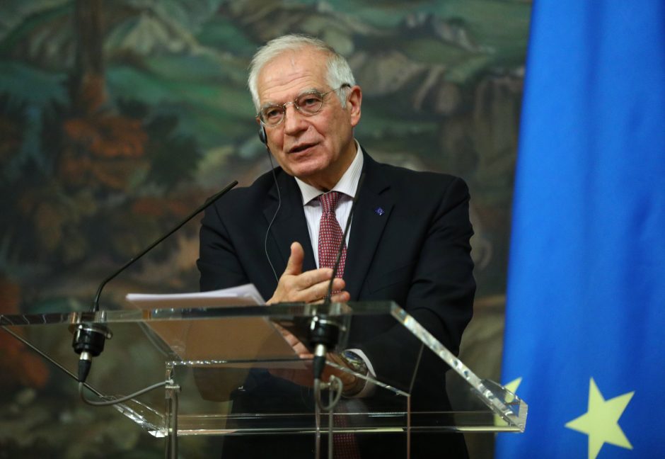 Europarlamentarai kritikavo J. Borrellio vizitą į Maskvą, vadino klaida