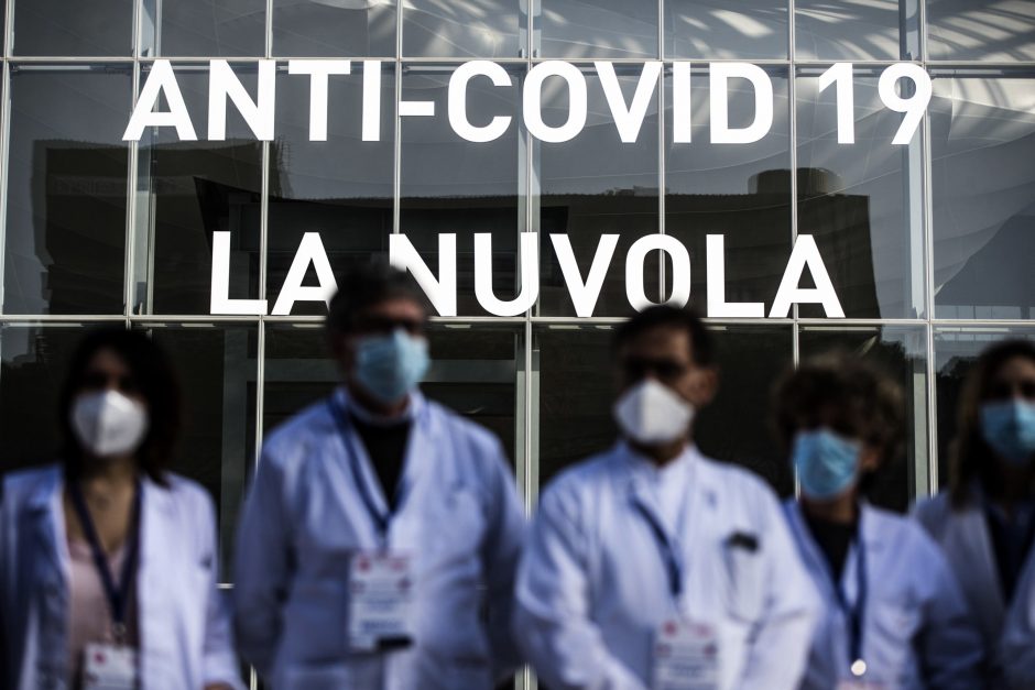 Italijoje per parą nuo COVID-19 mirė 467 žmonės, užsikrėtė 23 904