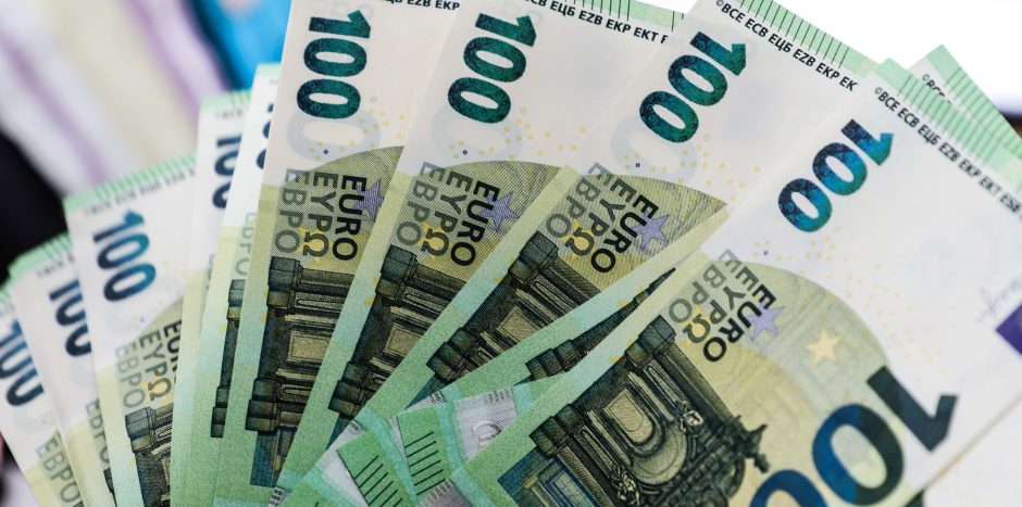 Trakų rajone iš namo pavogta 20 tūkst. eurų