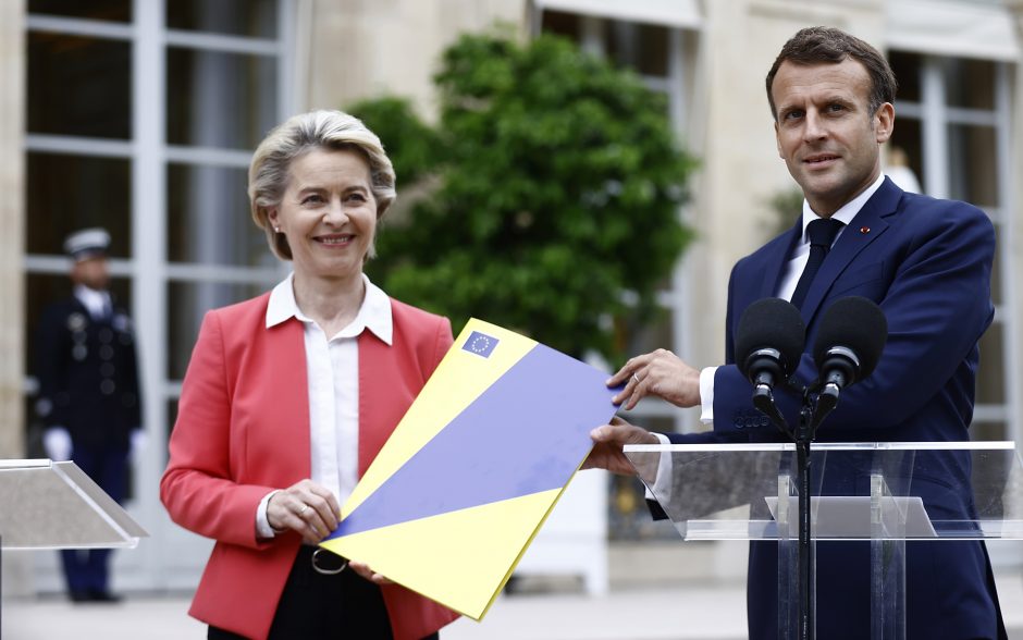 EK patvirtino Prancūzijos ekonomikos atsigavimo planą