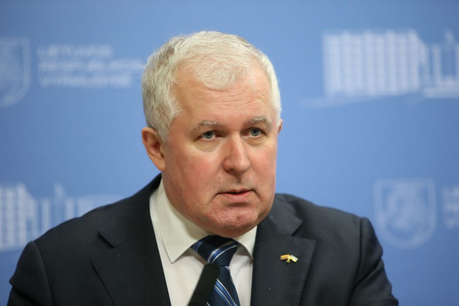 A. Anušauskas: Lietuva Ukrainai perduos šarvuočių ir kitą papildomą karinę paramą