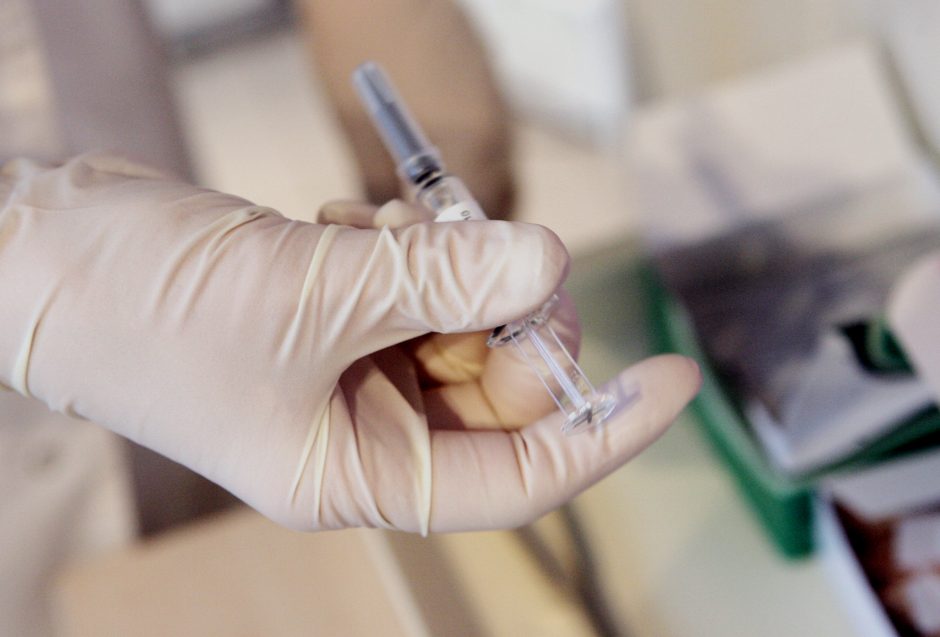 Marijampolės ligoninėje penkios COVID-19 vakcinos dozės suleistos vienam žmogui 