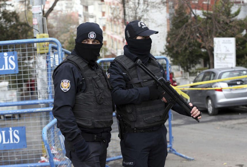 Turkijoje dėl vakarėlio pandemijos metu sulaikyta 11 žmonių