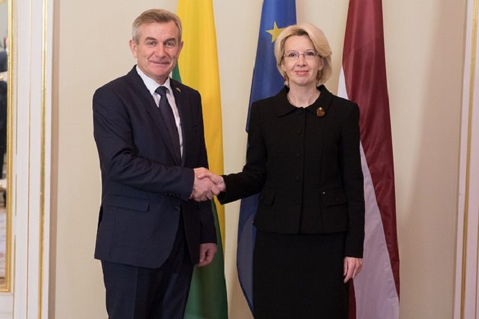 Seimo pirmininkas su Latvijos vadovais aptarė saugumo klausimus