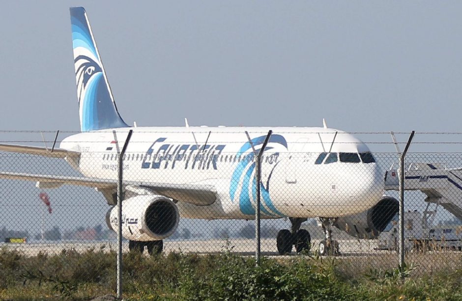 Egiptas: lėktuvą užgrobęs vyras nuteistas kalėti iki gyvos galvos