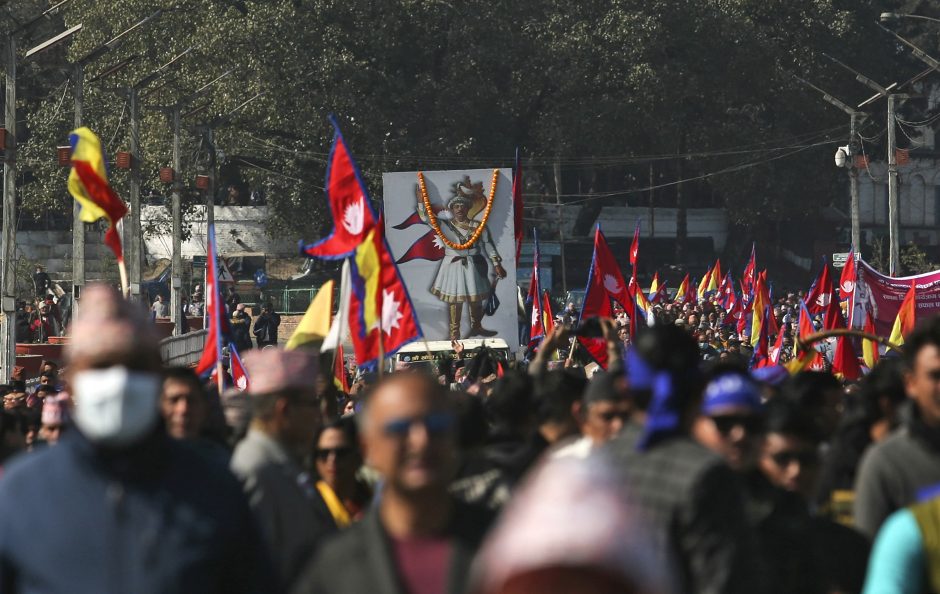 Tūkstančiai žmonių Nepale surengė mitingą, ragindami atkurti monarchiją