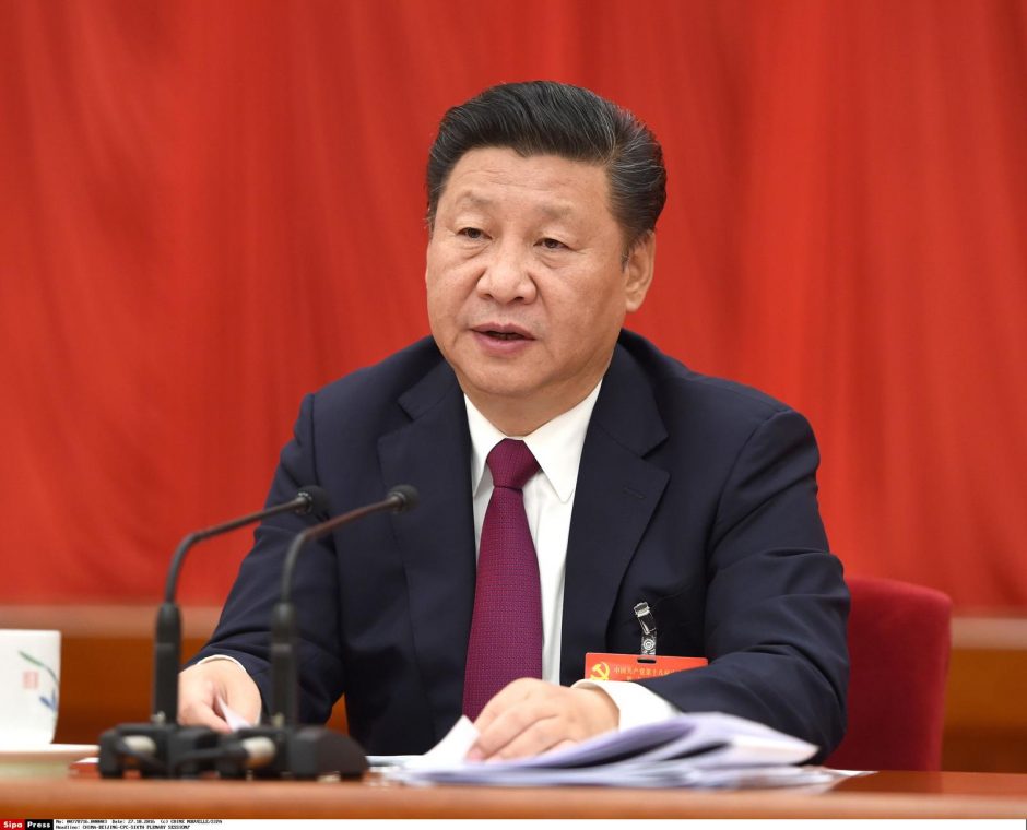 Kinijos Komunistų partija suteikė Xi Jinpingui simbolinį „branduolio“ statusą