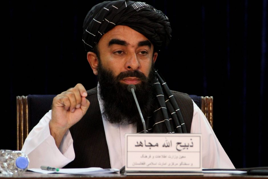 Talibanas: draudimas afganistanietėms dirbti Jungtinėse Tautose yra vidaus reikalas