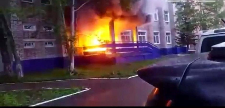 Komsomolske prie Amūro bedarbis padegė Nacionalinės gvardijos pastatą