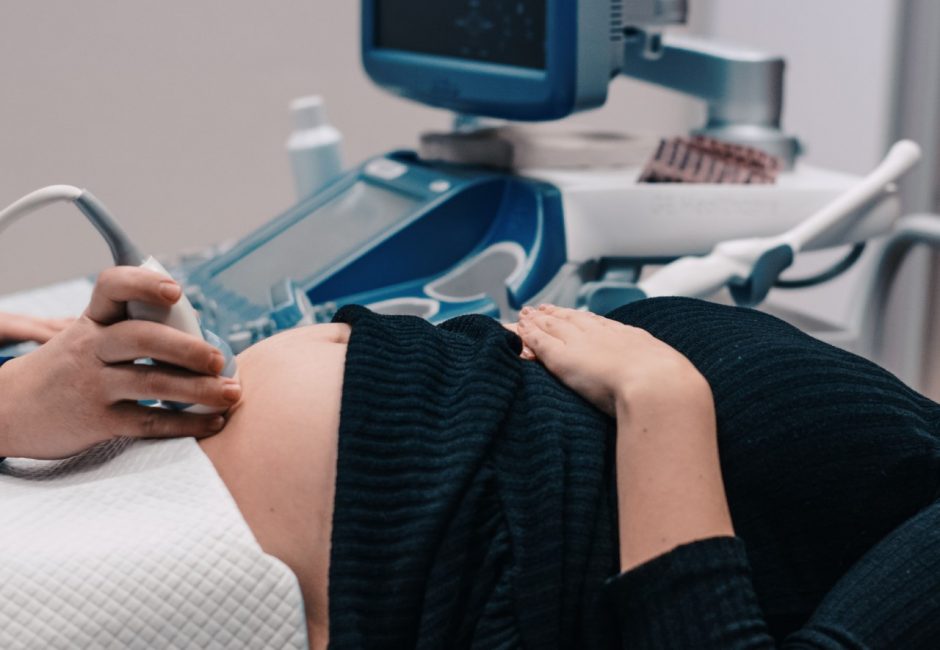 Daugiavaisis nėštumas: kokios rizikos gali grėsti ir kaip to išvengti?