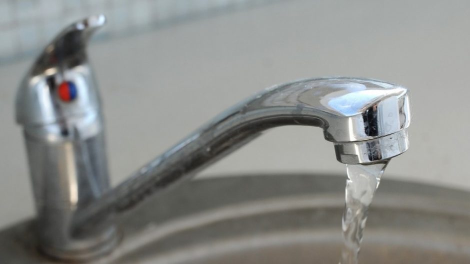 Išvengti skydliaukės problemų padės vanduo iš čiaupo
