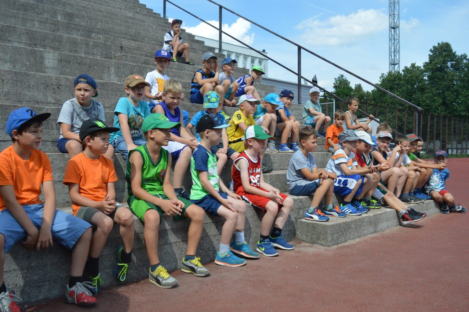 Aktyviai praleisti vasarą kviečia krepšinio stovykla vaikams
