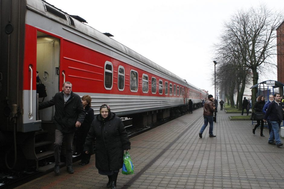 Svarstoma, kaip padengti „Lietuvos geležinkelių“ keleivių vežimo nuostolius