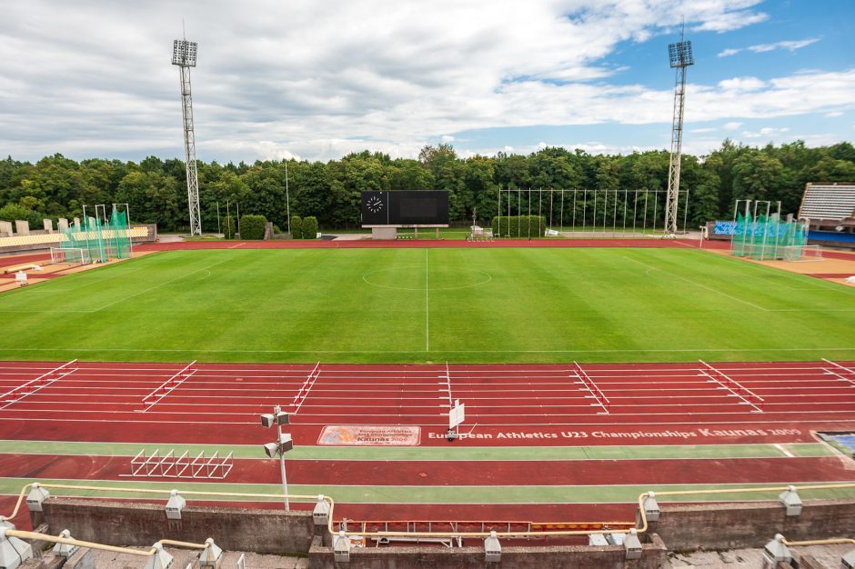 Teismo sprendimas stabdyti darbus stadione prieštarauja įstatymams?