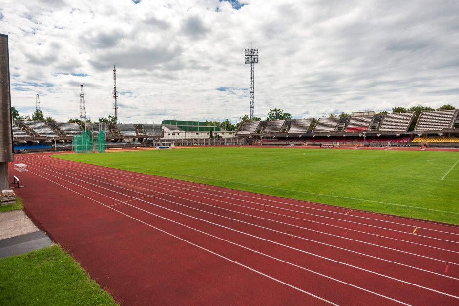 Teismo sprendimas stabdyti darbus stadione prieštarauja įstatymams?