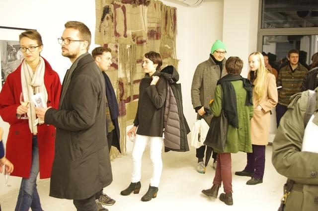 Naujos menų erdvės Vilniuje atidarymo proga ‒ JK kuriančių jaunųjų menininkų paroda